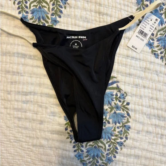 Black and white bikini bottom NWT pacsun size M - Picture 3 of 4